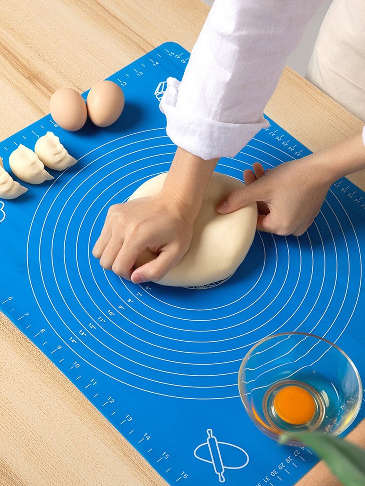 Silicone Roti & Dough Rolling Mat – Non-Stick Kitchen Baking Mat